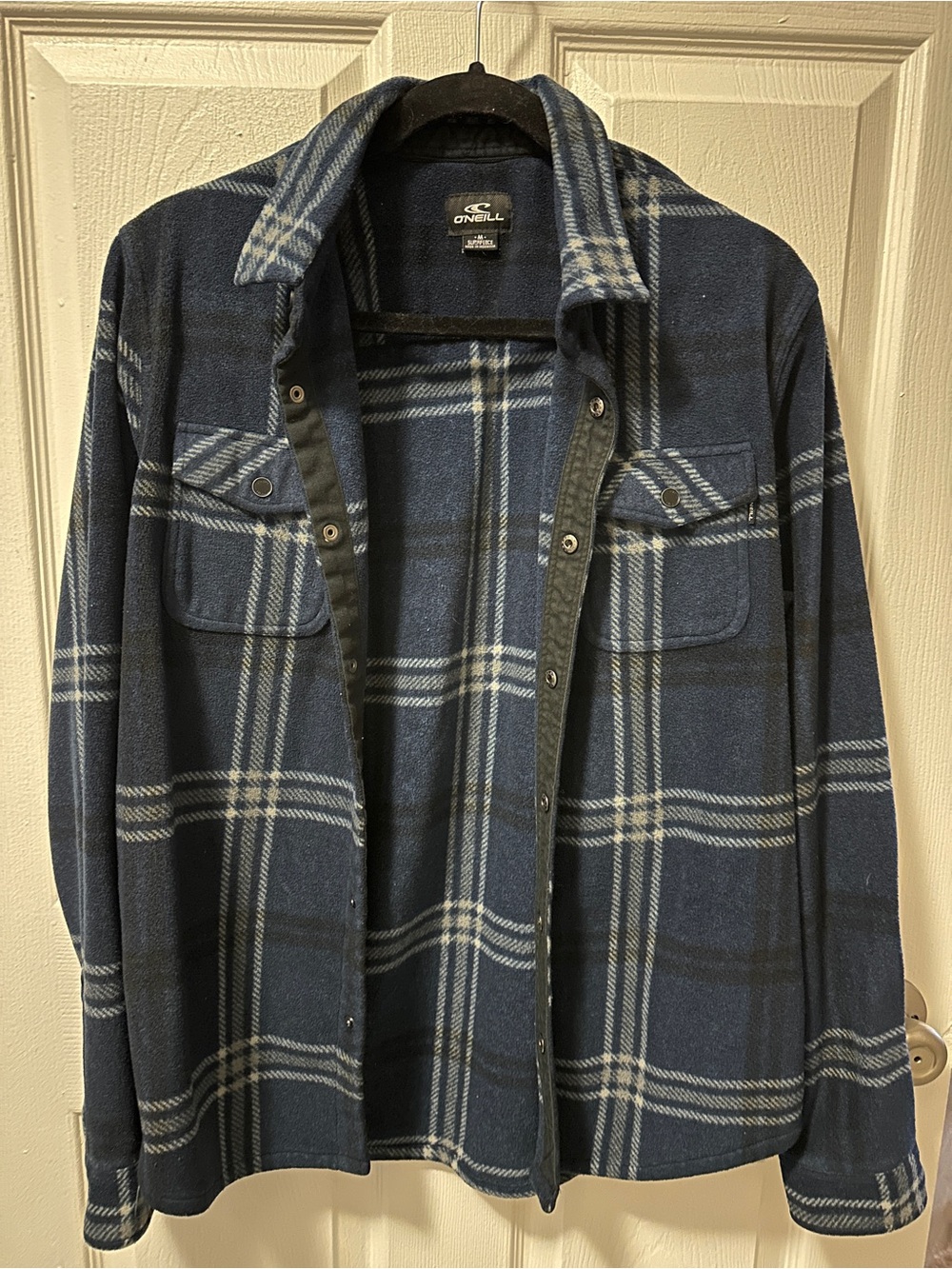O'Neill Men's Navy and White Plaid Shacket